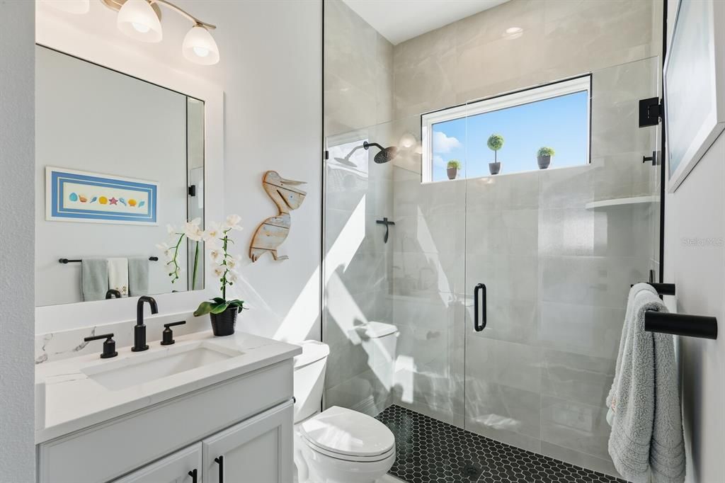 Active With Contract: $875,000 (3 beds, 3 baths, 2470 Square Feet)