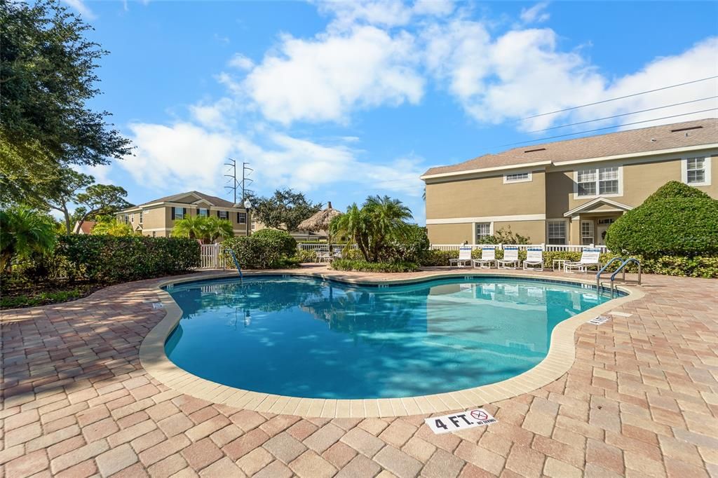 Active With Contract: $370,000 (2 beds, 2 baths, 1740 Square Feet)