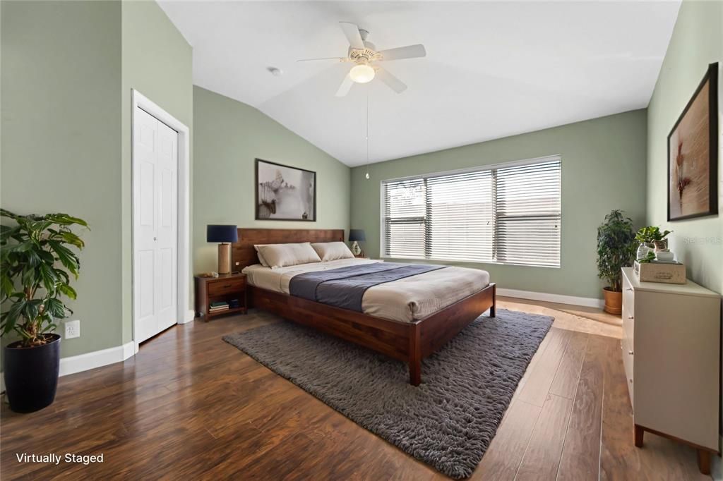 Active With Contract: $370,000 (2 beds, 2 baths, 1740 Square Feet)