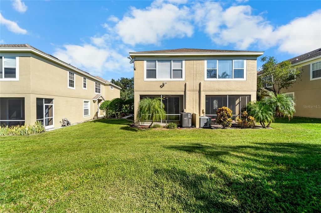 Active With Contract: $370,000 (2 beds, 2 baths, 1740 Square Feet)