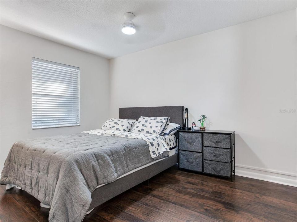 For Rent: $4,990 (3 beds, 2 baths, 1634 Square Feet)