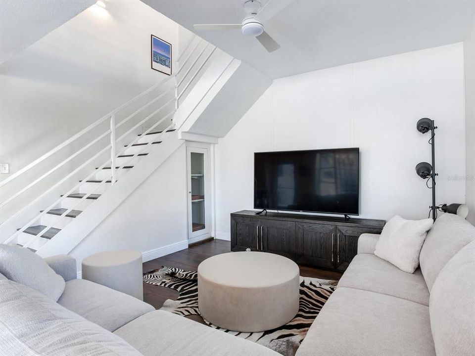 For Rent: $4,990 (3 beds, 2 baths, 1634 Square Feet)