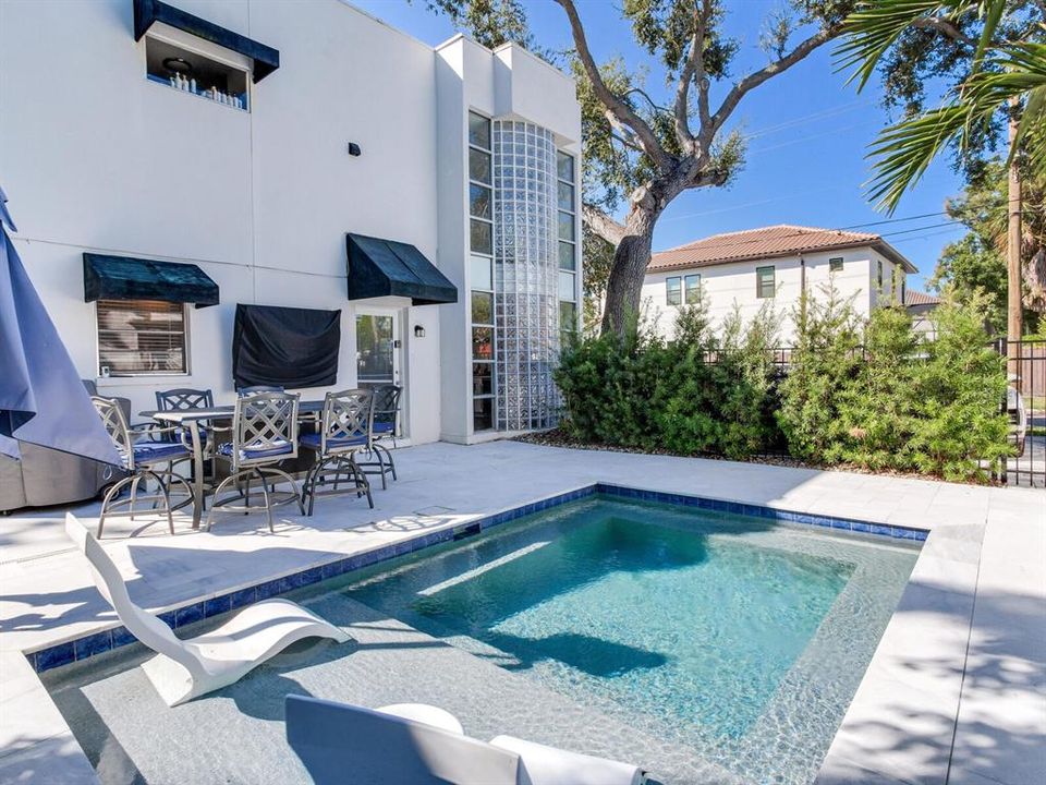 For Rent: $4,990 (3 beds, 2 baths, 1634 Square Feet)