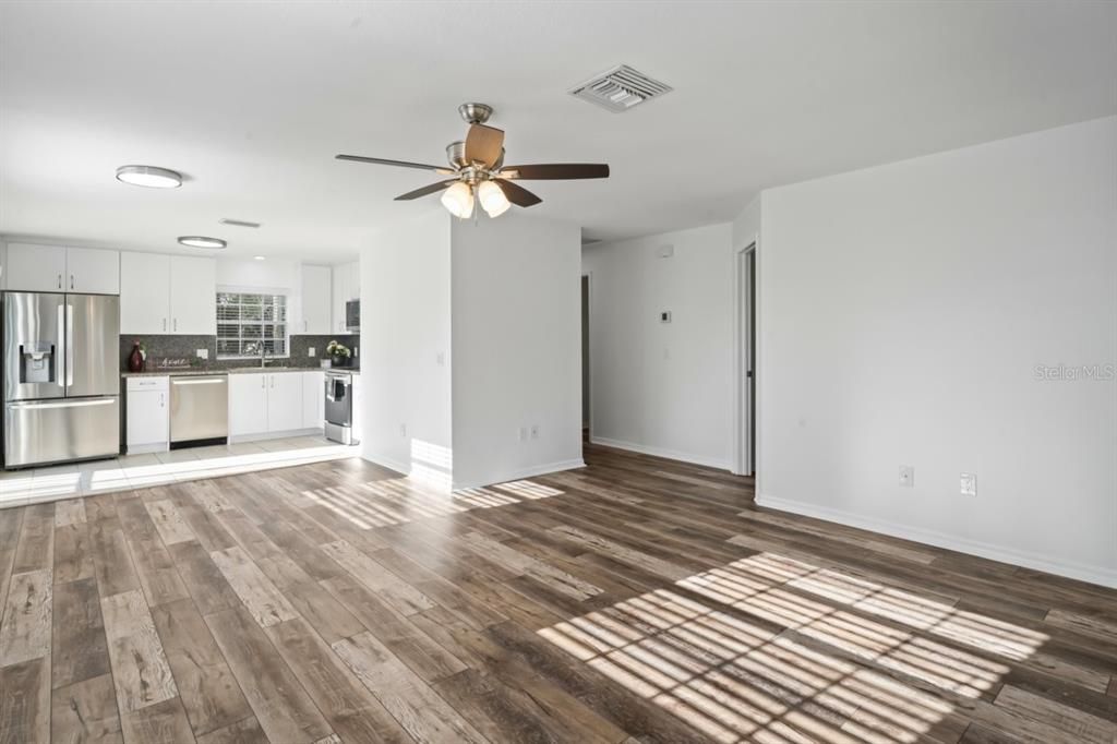 For Rent: $1,500 (2 beds, 2 baths, 1024 Square Feet)