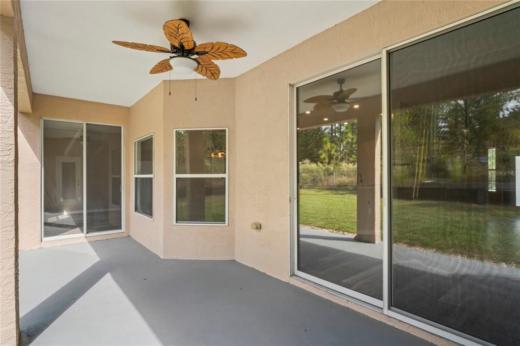 待售: $290,000 (4 贝兹, 2 浴室, 2199 平方英尺)