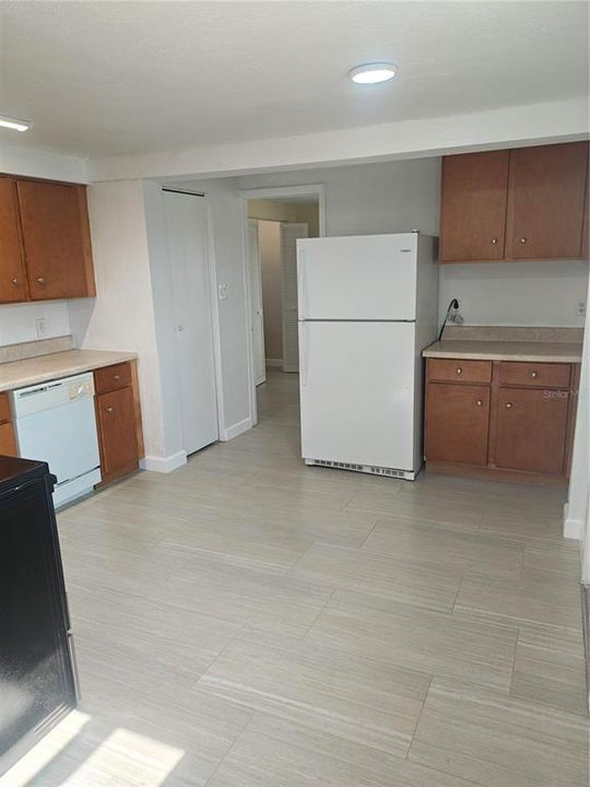 For Sale: $430,000 (0 beds, 0 baths, 1592 Square Feet)