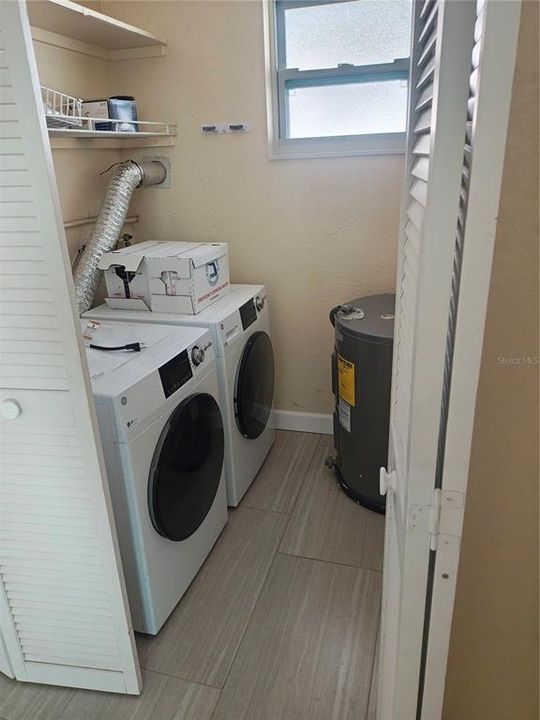 For Sale: $430,000 (0 beds, 0 baths, 1592 Square Feet)