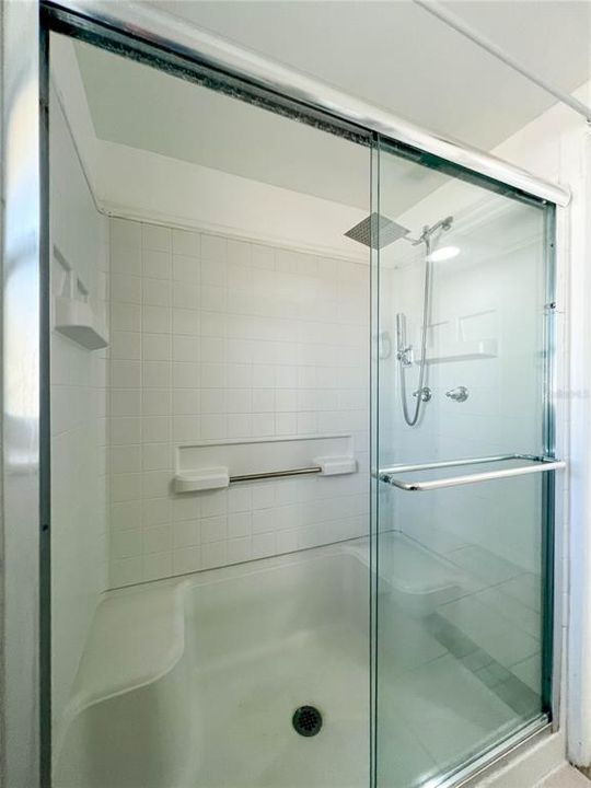 For Sale: $430,000 (0 beds, 0 baths, 1592 Square Feet)