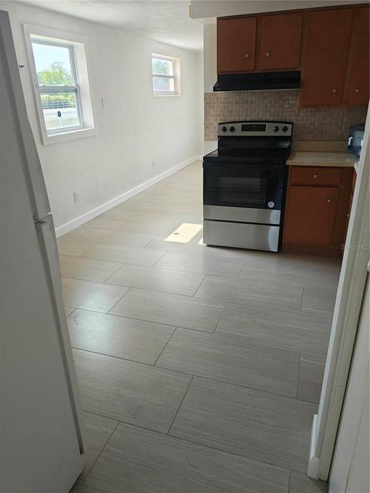 For Sale: $430,000 (0 beds, 0 baths, 1592 Square Feet)