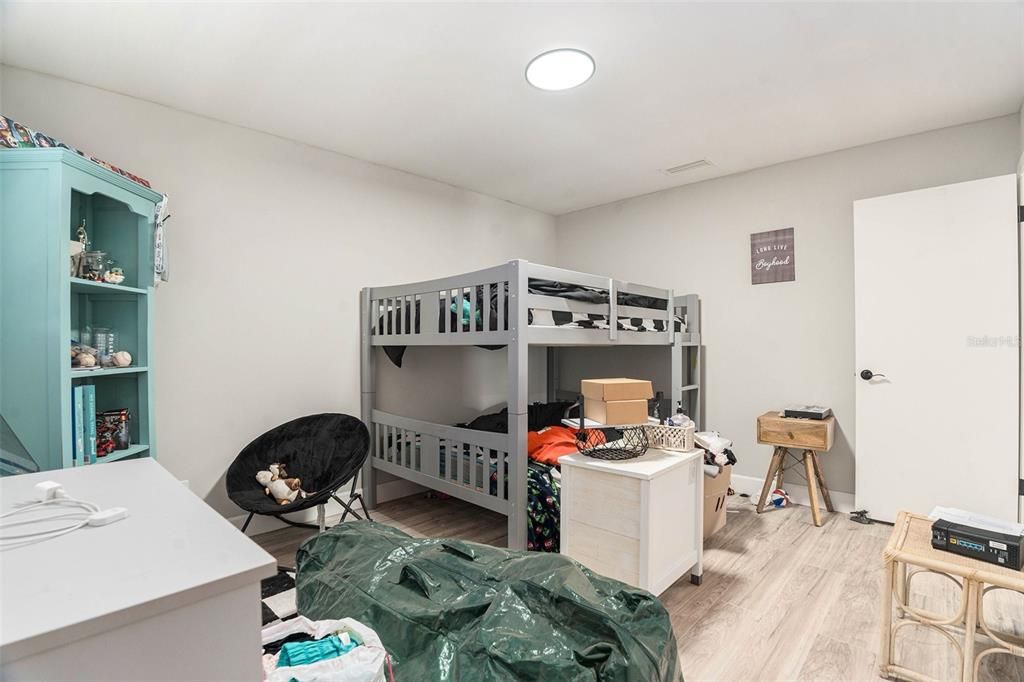 For Sale: $359,999 (3 beds, 2 baths, 1836 Square Feet)