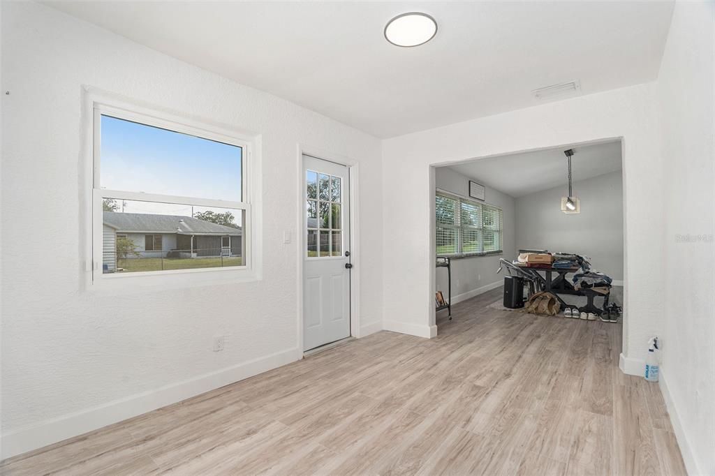 For Sale: $359,999 (3 beds, 2 baths, 1836 Square Feet)