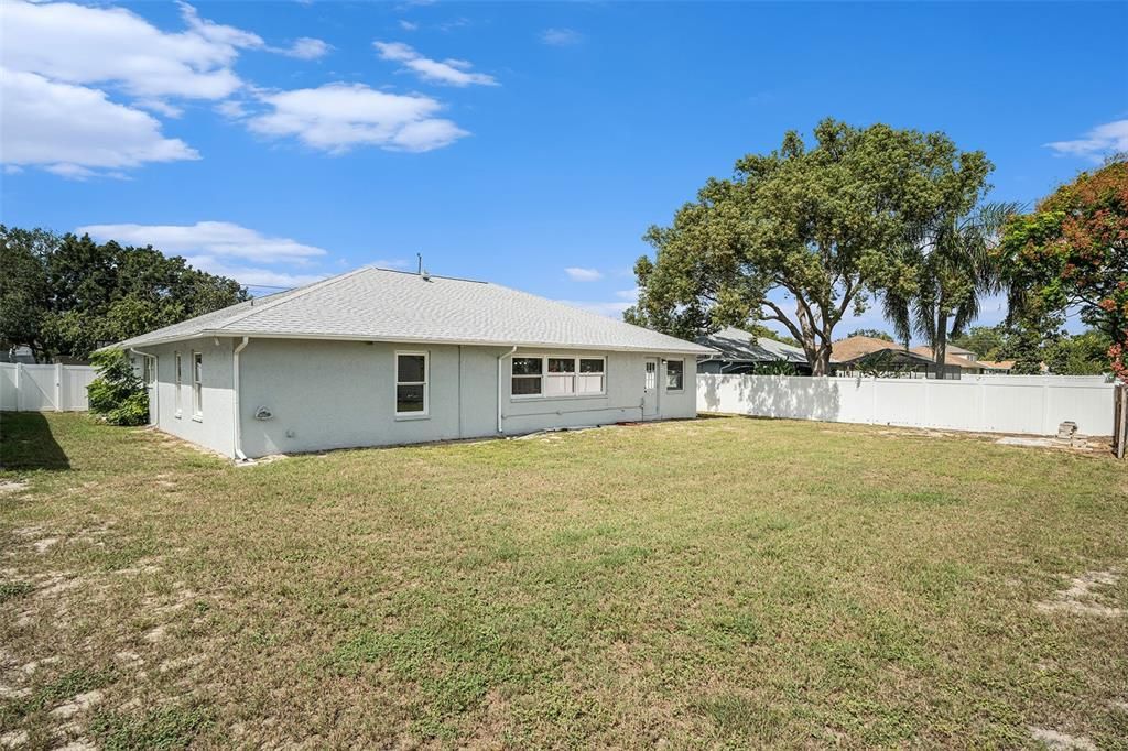 For Sale: $359,999 (3 beds, 2 baths, 1836 Square Feet)