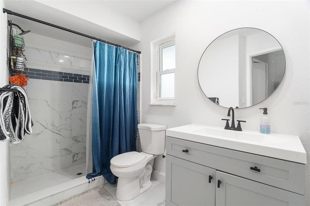 For Sale: $359,999 (3 beds, 2 baths, 1836 Square Feet)