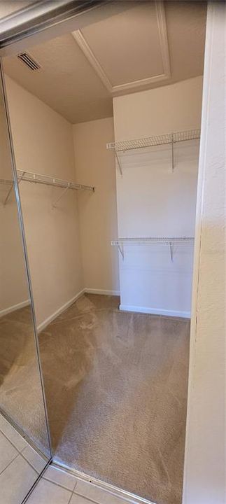 For Rent: $1,720 (2 beds, 2 baths, 1827 Square Feet)