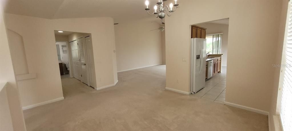 For Rent: $1,720 (2 beds, 2 baths, 1827 Square Feet)