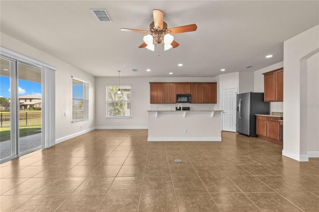 For Sale: $435,000 (4 beds, 2 baths, 2408 Square Feet)