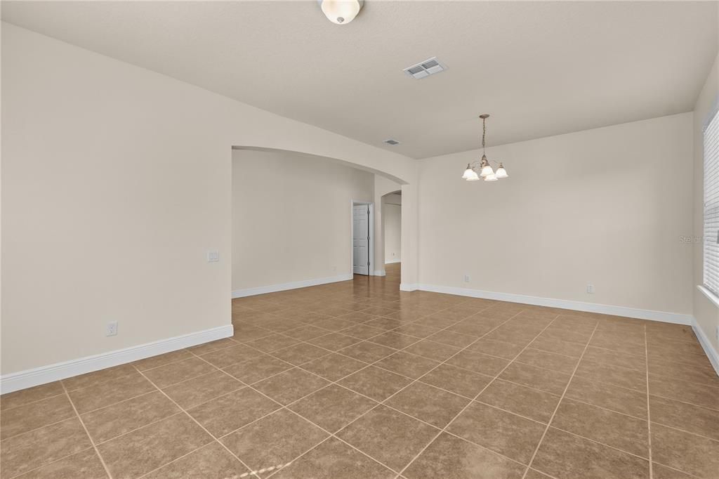 For Sale: $435,000 (4 beds, 2 baths, 2408 Square Feet)