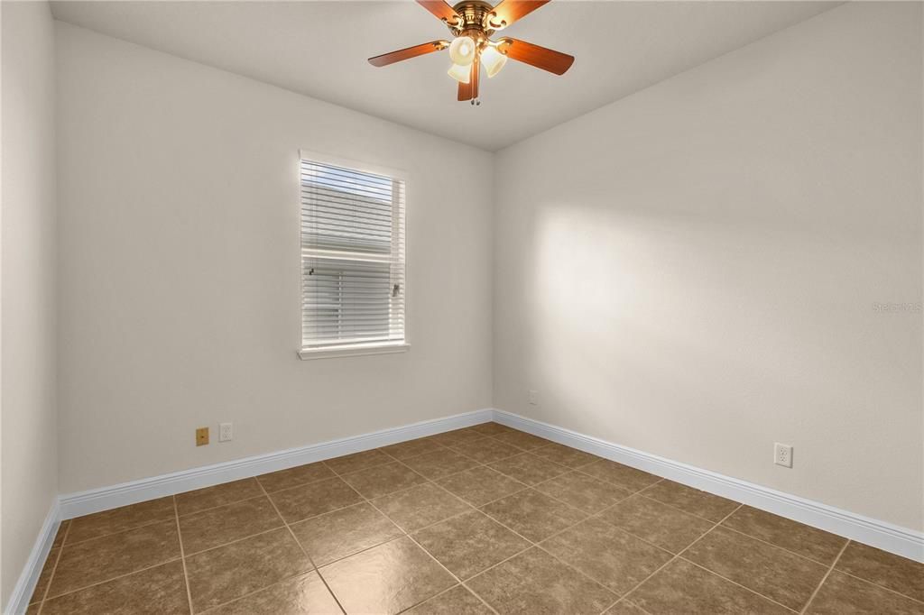 For Sale: $435,000 (4 beds, 2 baths, 2408 Square Feet)