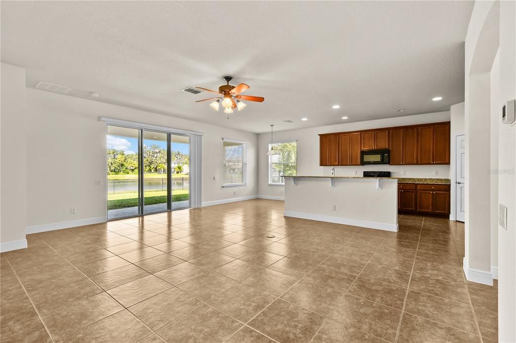 For Sale: $435,000 (4 beds, 2 baths, 2408 Square Feet)