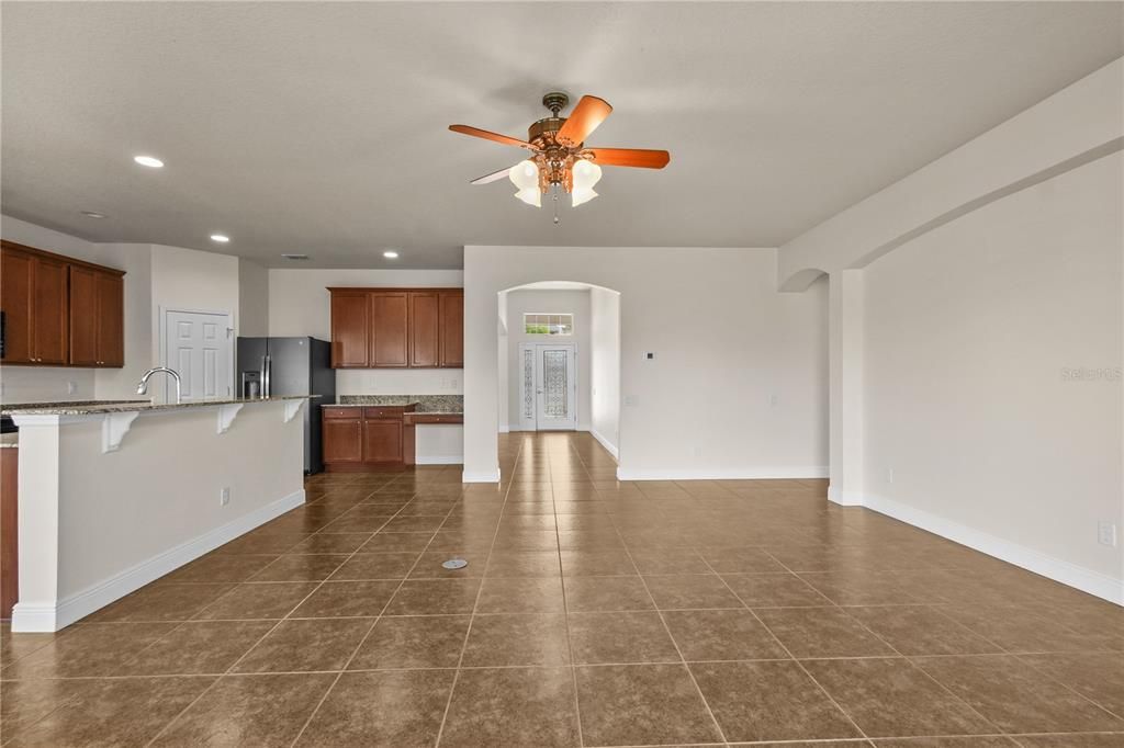 For Sale: $435,000 (4 beds, 2 baths, 2408 Square Feet)