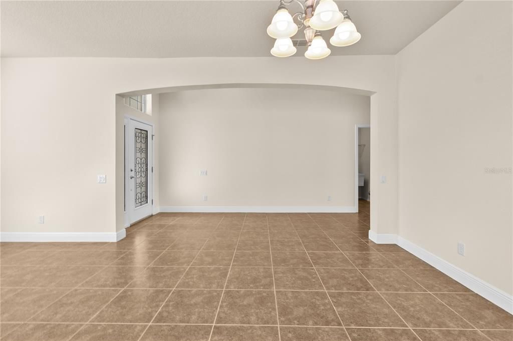 For Sale: $435,000 (4 beds, 2 baths, 2408 Square Feet)