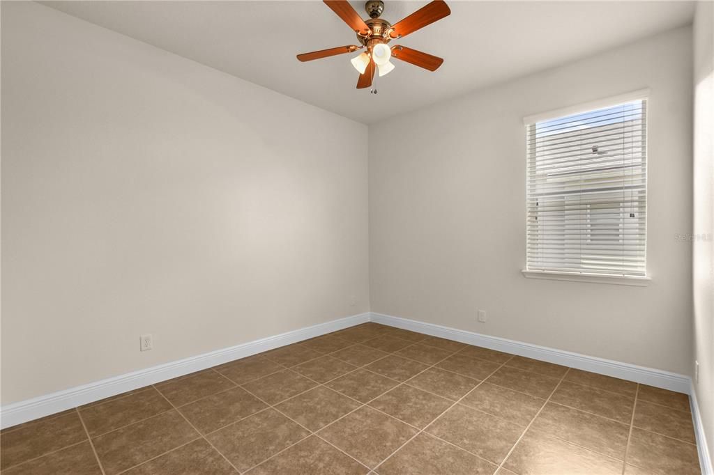 For Sale: $435,000 (4 beds, 2 baths, 2408 Square Feet)