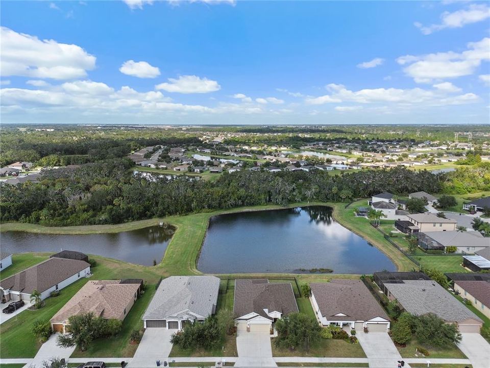 For Sale: $435,000 (4 beds, 2 baths, 2408 Square Feet)