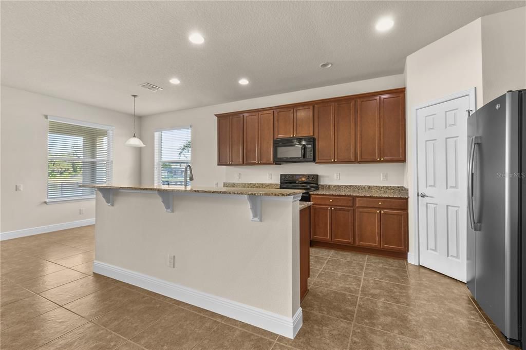 For Sale: $435,000 (4 beds, 2 baths, 2408 Square Feet)