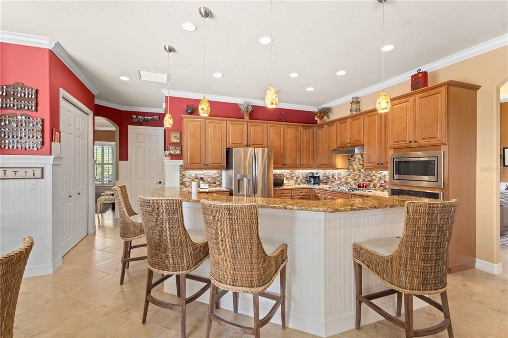 For Sale: $624,900 (4 beds, 3 baths, 2538 Square Feet)