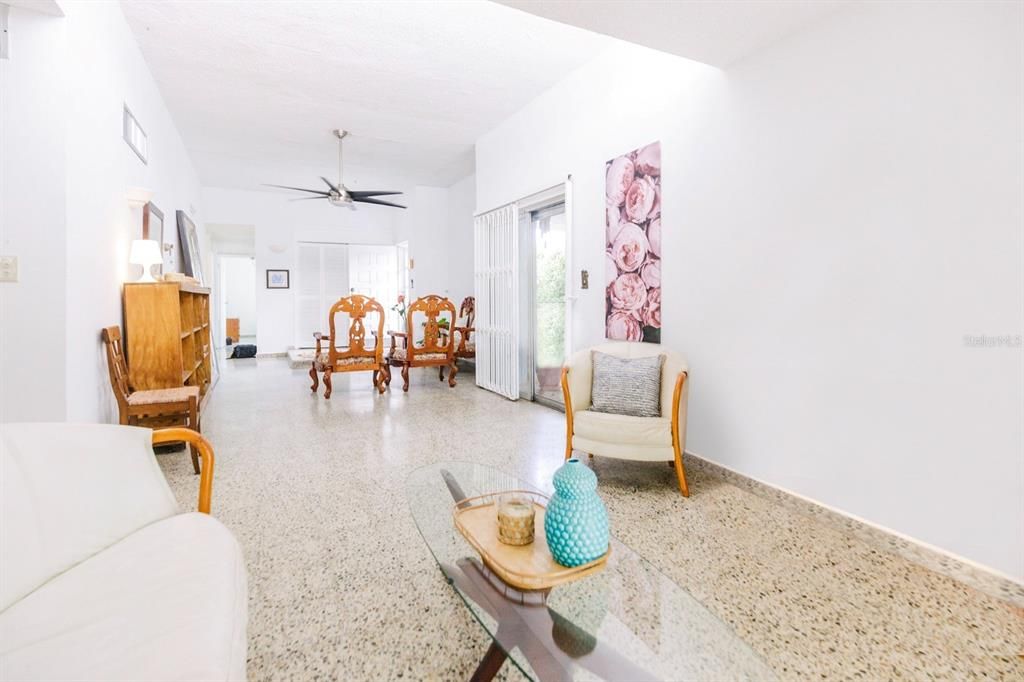 For Rent: $2,295 (3 beds, 2 baths, 1200 Square Feet)