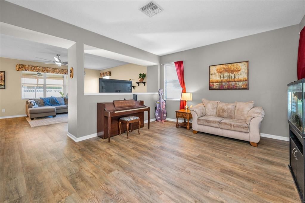 Active With Contract: $429,900 (3 beds, 2 baths, 2278 Square Feet)