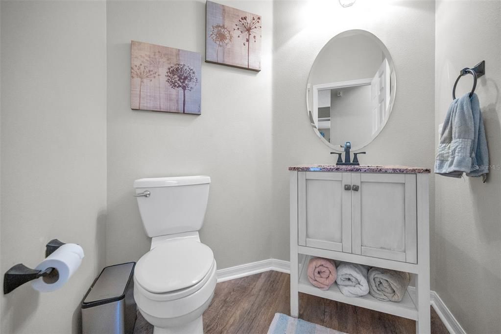 Active With Contract: $429,900 (3 beds, 2 baths, 2278 Square Feet)