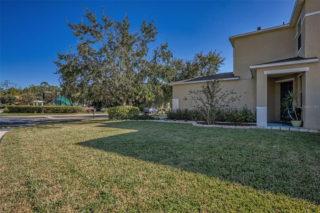 Active With Contract: $429,900 (3 beds, 2 baths, 2278 Square Feet)