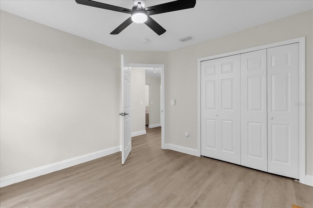 En Venta: $305,000 (3 camas, 2 baños, 1431 Pies cuadrados)