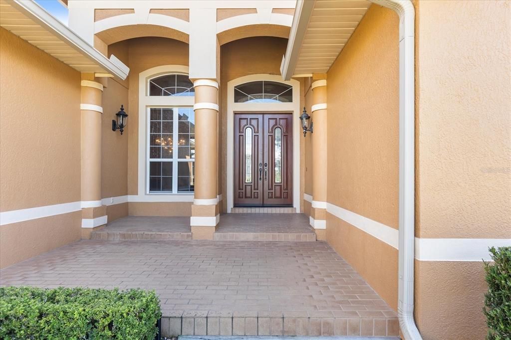 For Sale: $849,000 (4 beds, 3 baths, 2881 Square Feet)