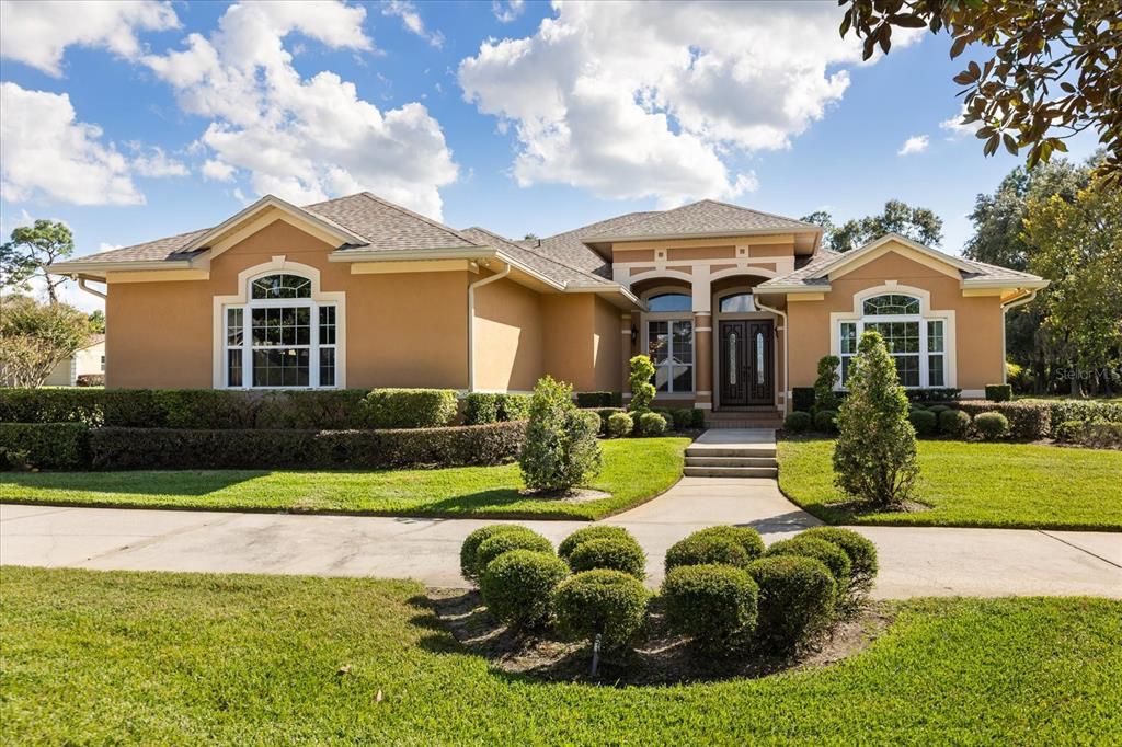 For Sale: $849,000 (4 beds, 3 baths, 2881 Square Feet)