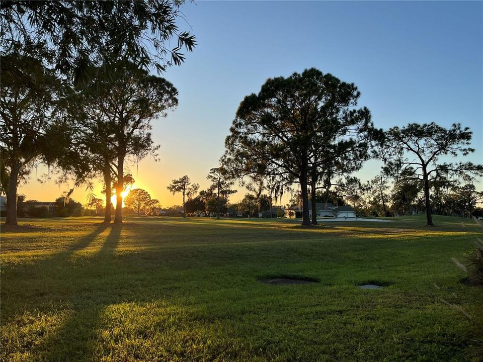 待售: $215,000 (2 贝兹, 2 浴室, 1439 平方英尺)