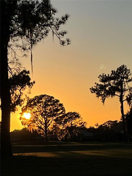 待售: $215,000 (2 贝兹, 2 浴室, 1439 平方英尺)