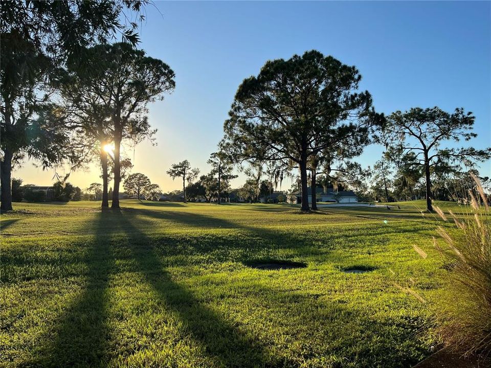 待售: $215,000 (2 贝兹, 2 浴室, 1439 平方英尺)