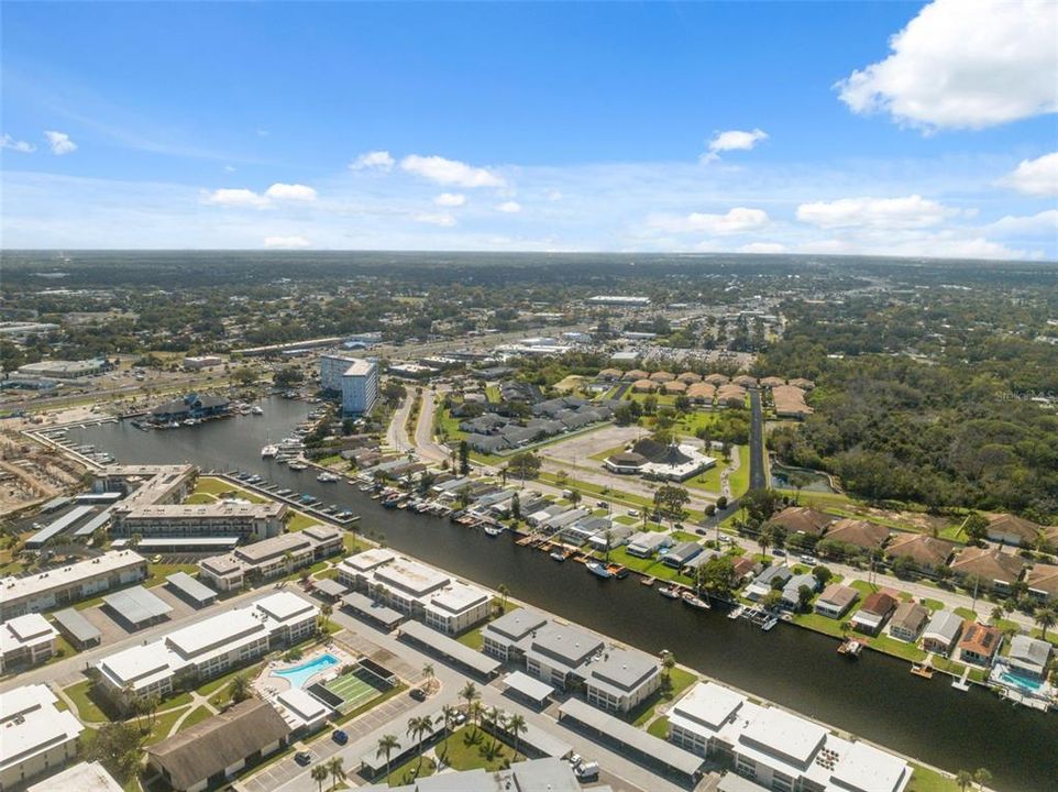 待售: $124,000 (1 贝兹, 1 浴室, 728 平方英尺)