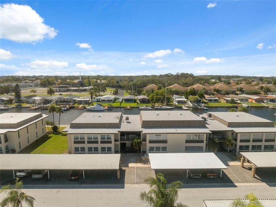 待售: $124,000 (1 贝兹, 1 浴室, 728 平方英尺)