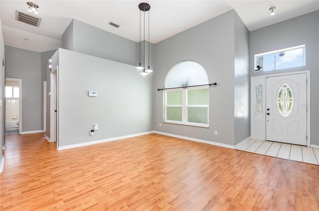 Active With Contract: $450,000 (4 beds, 2 baths, 2046 Square Feet)