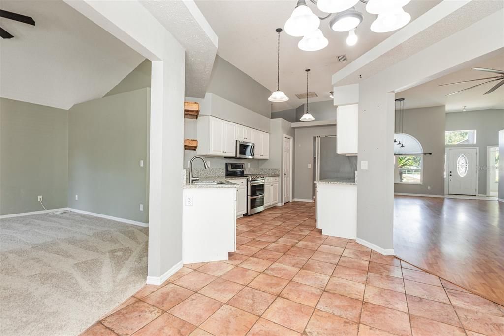 Active With Contract: $450,000 (4 beds, 2 baths, 2046 Square Feet)
