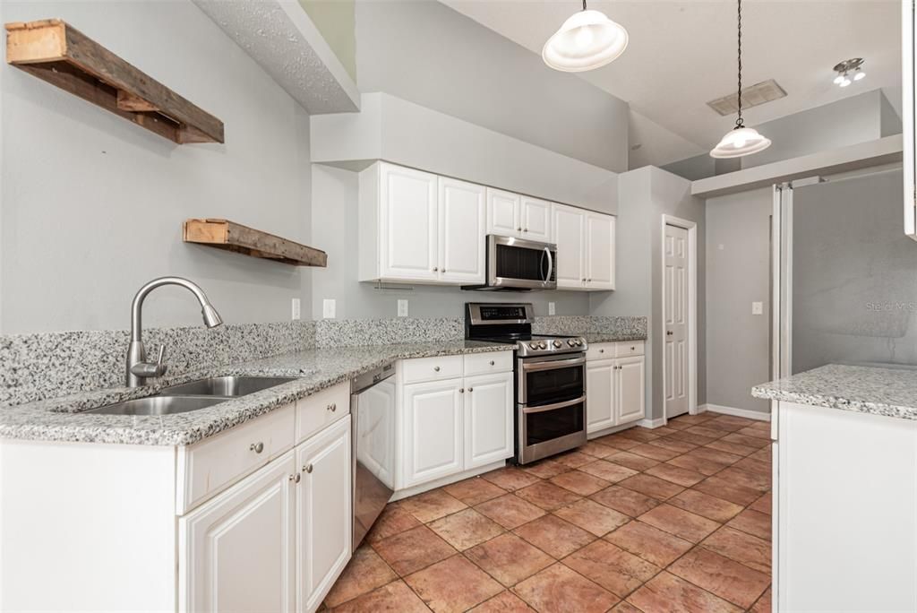 Active With Contract: $450,000 (4 beds, 2 baths, 2046 Square Feet)