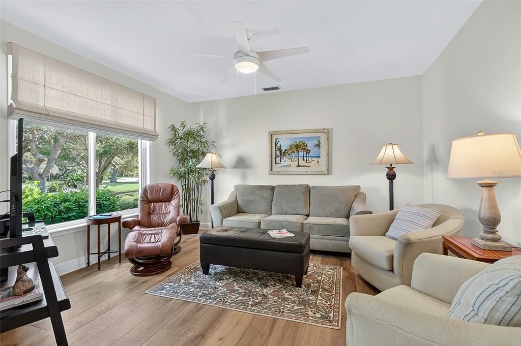 Active With Contract: $1,499,000 (3 beds, 3 baths, 3048 Square Feet)