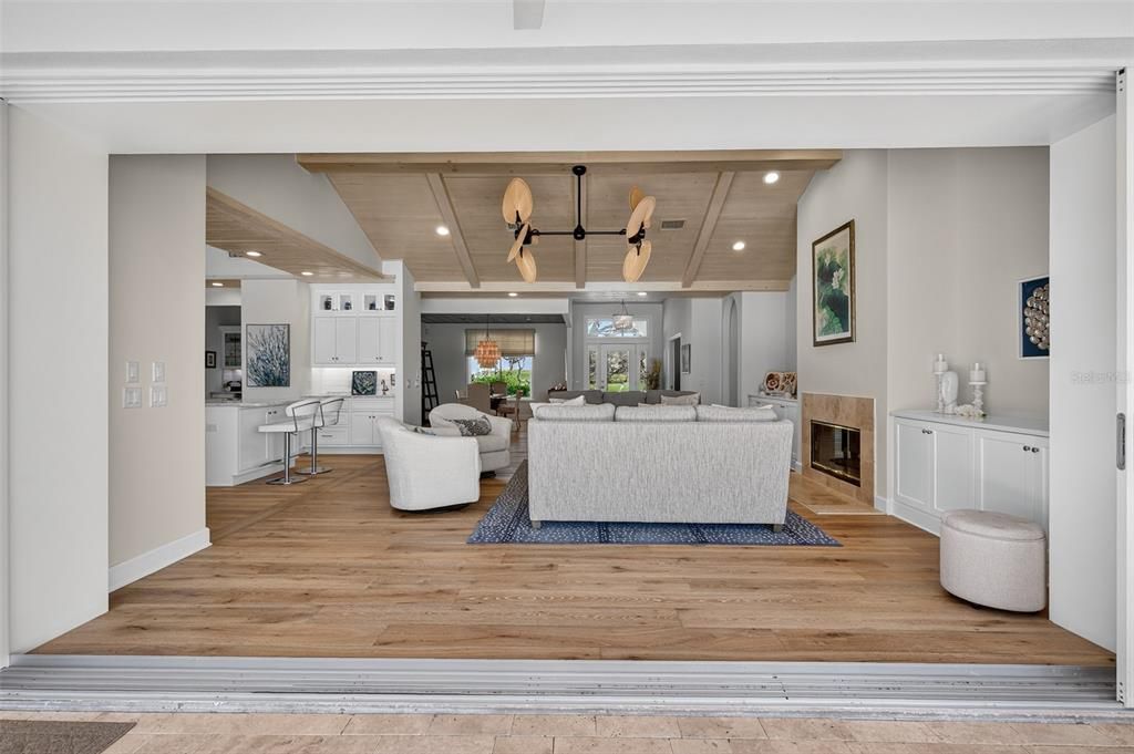 Active With Contract: $1,499,000 (3 beds, 3 baths, 3048 Square Feet)