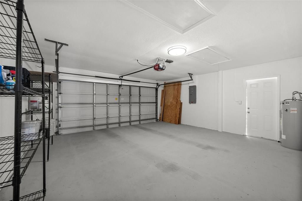 For Sale: $320,000 (3 beds, 2 baths, 1871 Square Feet)