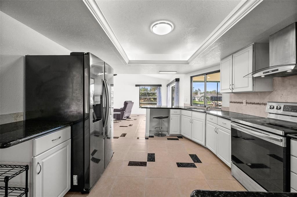 For Sale: $320,000 (3 beds, 2 baths, 1871 Square Feet)