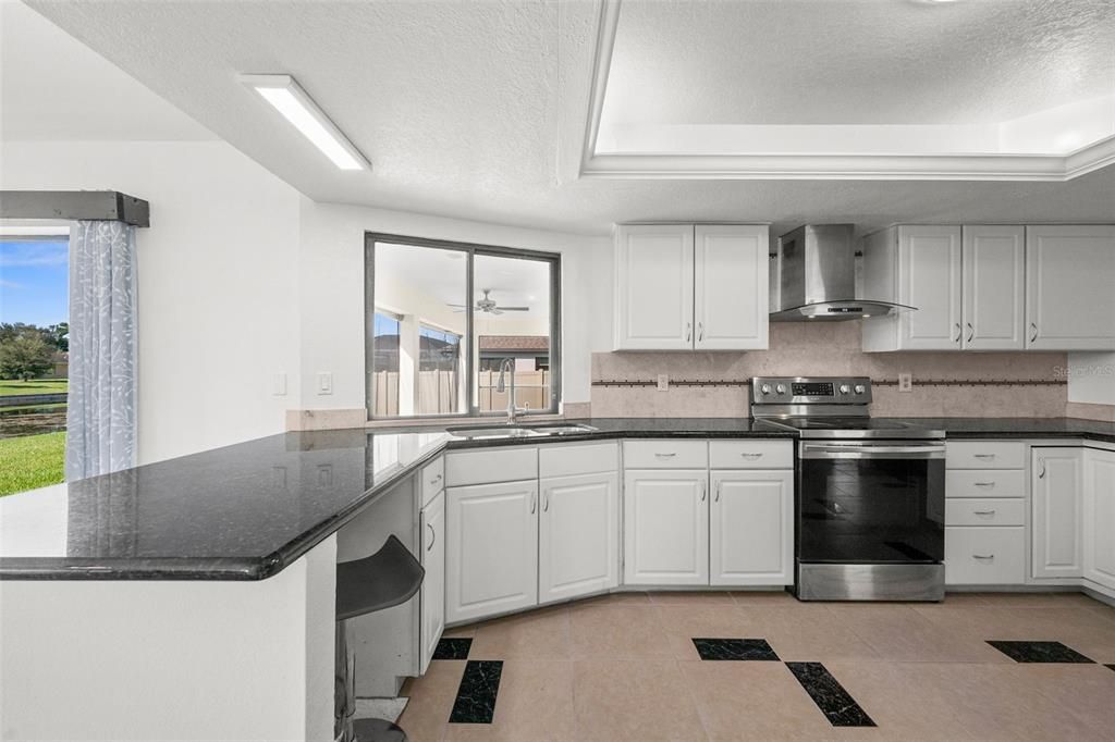 For Sale: $320,000 (3 beds, 2 baths, 1871 Square Feet)