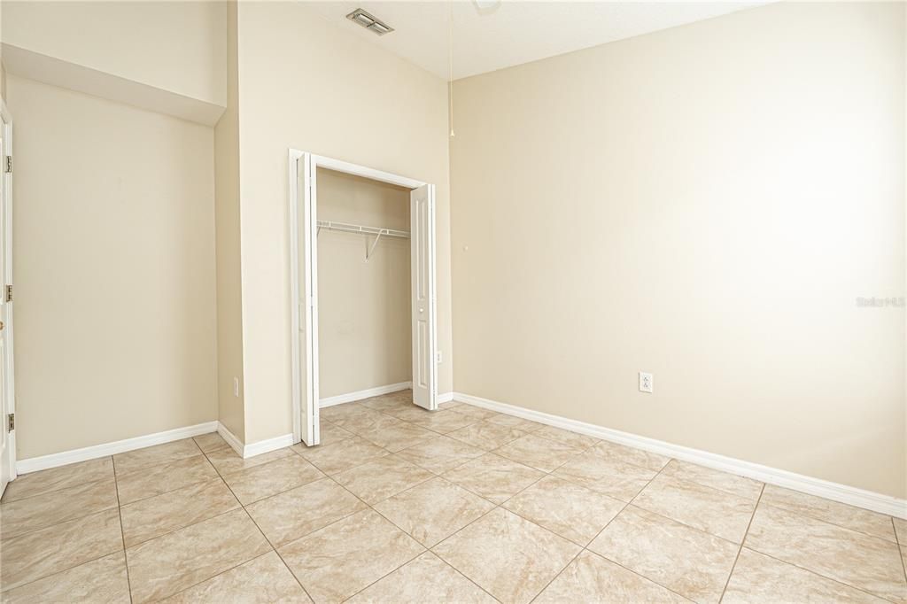 For Rent: $2,350 (4 beds, 2 baths, 1688 Square Feet)